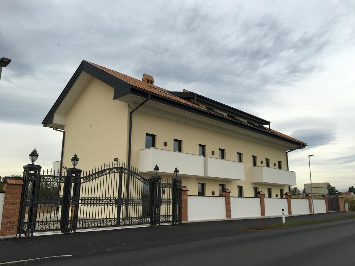 Lanzenkirchen Mattone Aparthotel المظهر الخارجي الصورة